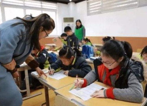 幼兒園延時服務正式推行，家長喜出望外，教育部門詳解惠民新舉措